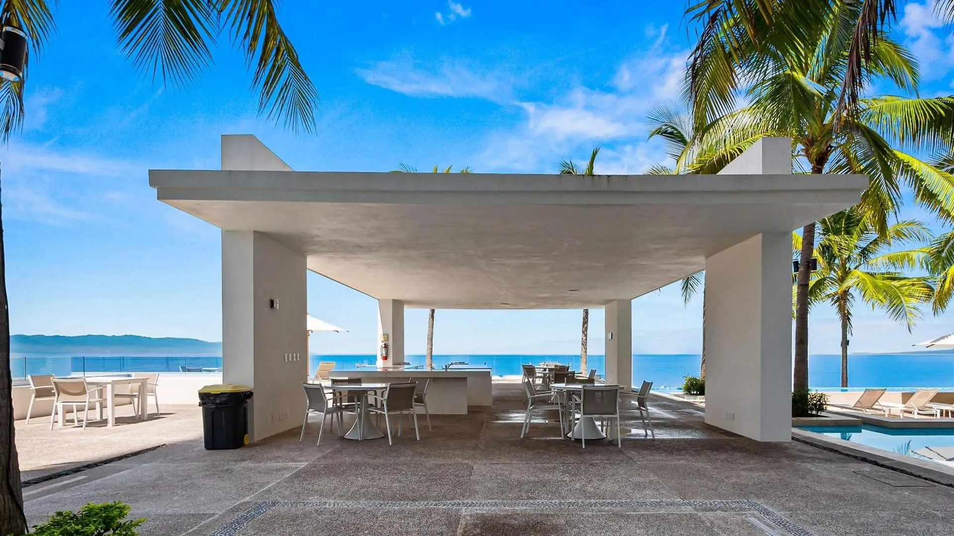 2 Bedroom Ocean View Penthouse At Harbor 171 With Lux Amenities Puerto Vallarta Holiday home