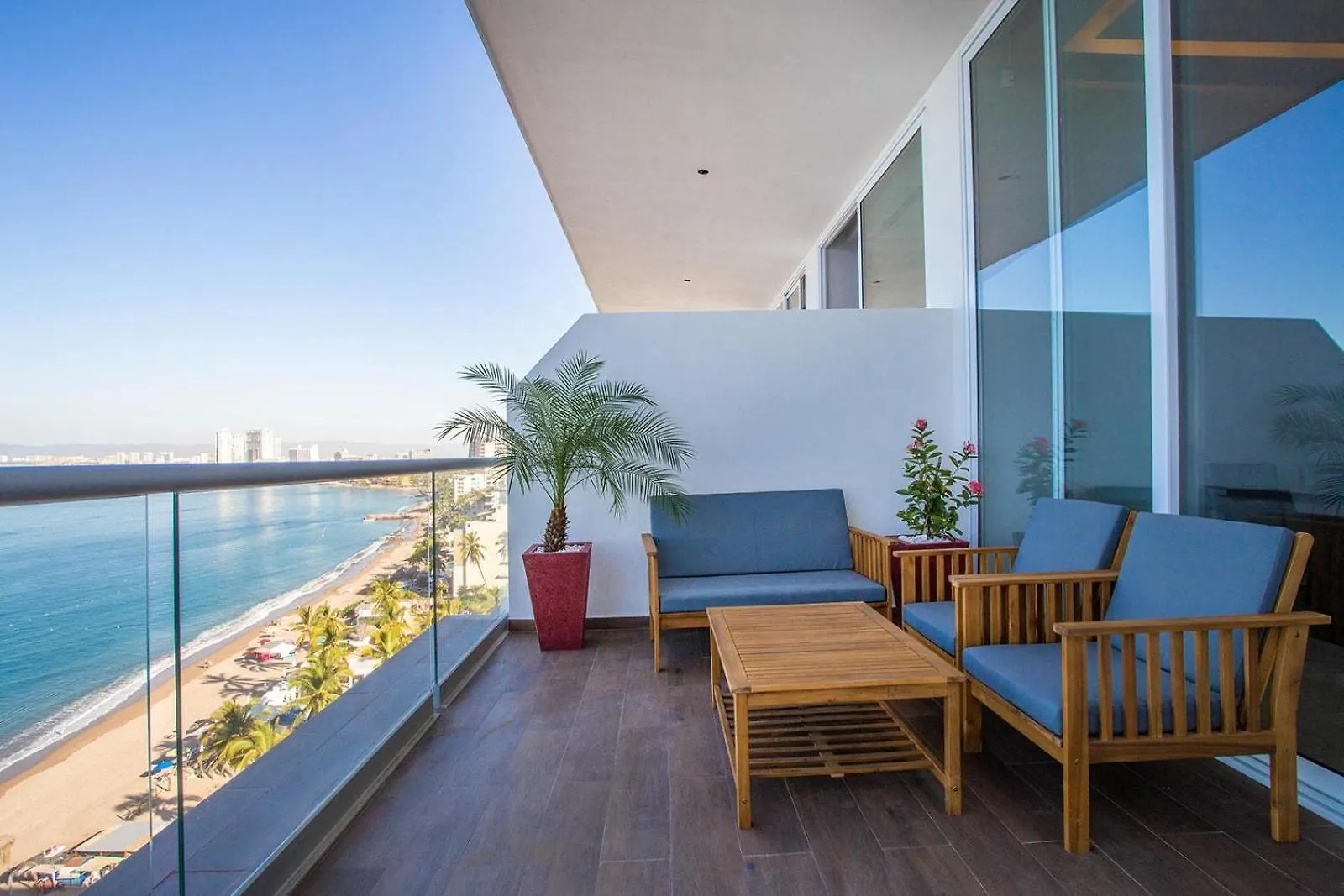 2 Bedroom Ocean View Penthouse At Harbor 171 With Lux Amenities Puerto Vallarta Holiday home